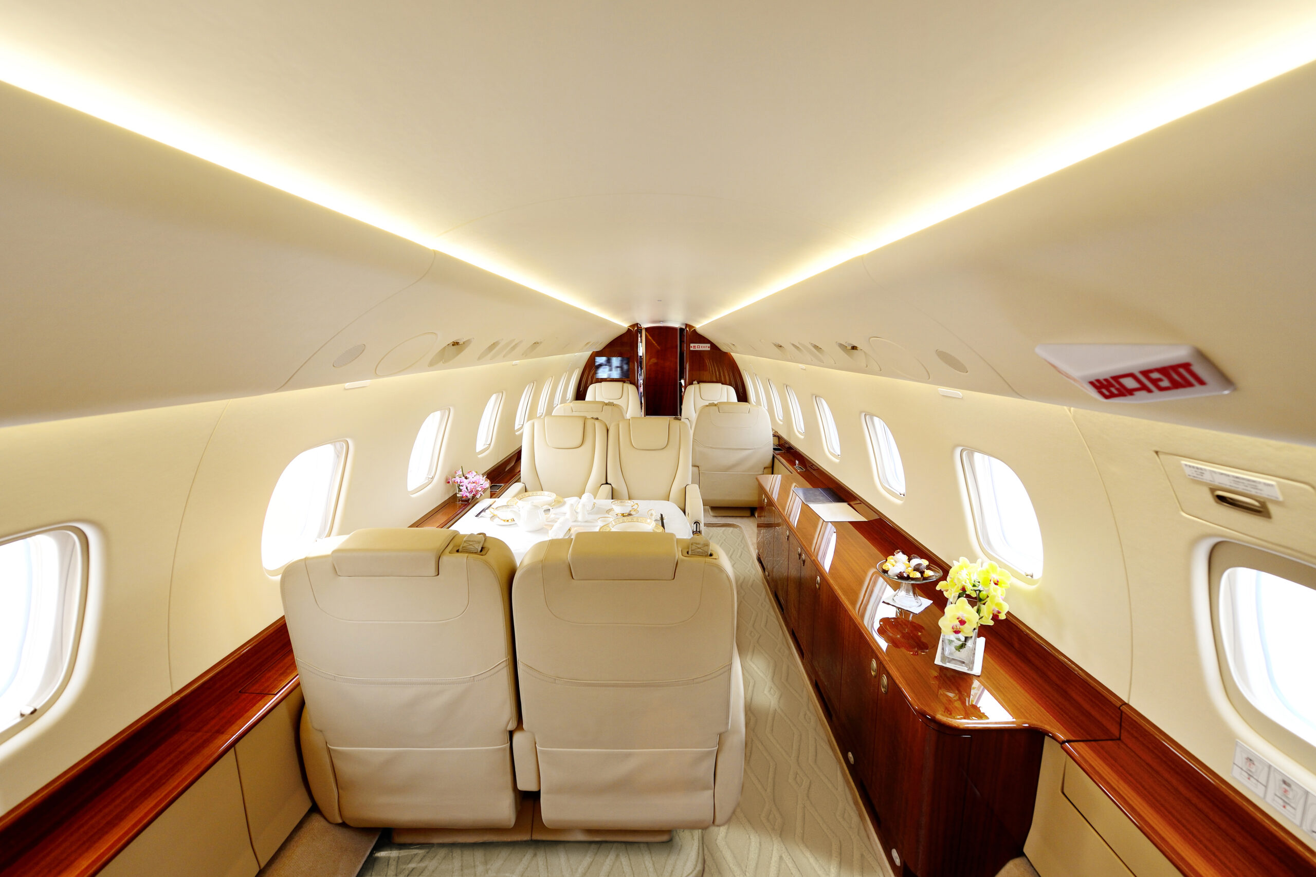 Luxury Carpet Studio realizes bespoke luxury carpets for private jets